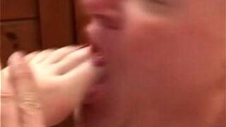 pervy girl with a appetite for erotic feet worshiping - porn video