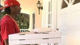 Upper class black hoe fucks pizza guy - porn video