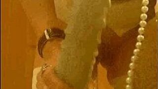 Girl Squirts on Cam - porn video