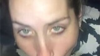 I like to suck the dick of this black guy has a milk that drives me crazy and I like to kiss everything and put it in the background - porn video